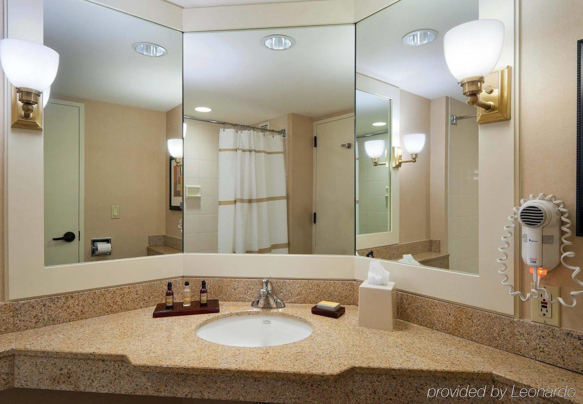 Hotel Auburn Hills Marriott 3*